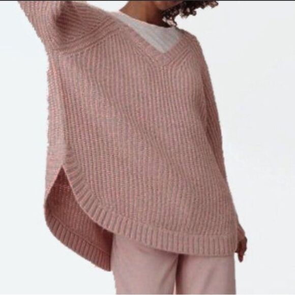 Lou & Grey Slouchy Shirttail Sweater - Picture 3 of 7